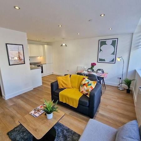 Free Parking: Old Trafford Apartment Manchester Zewnętrze zdjęcie